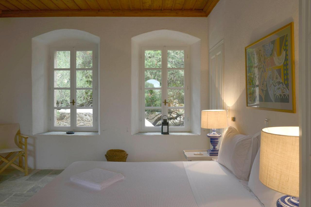 Patrick & Joan Leigh Fermor House Bed and Breakfast Kardhamili Exteriör bild